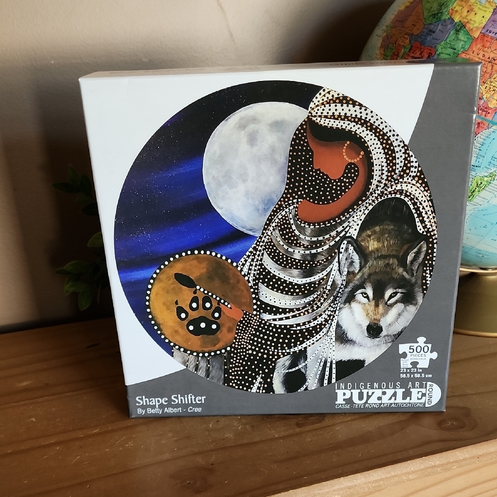 Shape Shifter Indigenous Art Puzzle Round - Picture 1 of 6